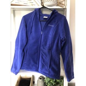 Columbia zip up sweatshirt